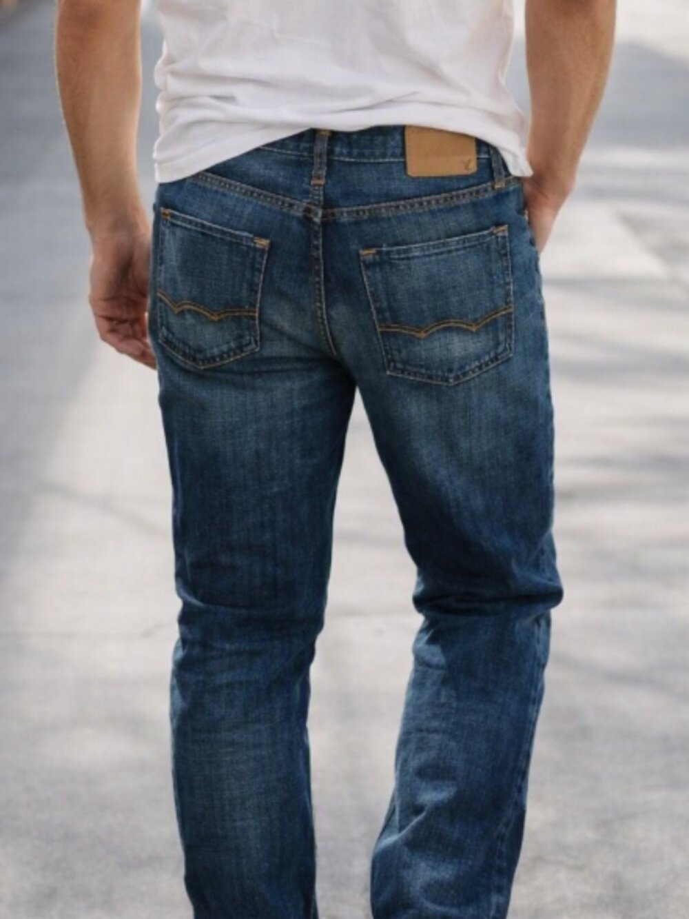 American Eagle Medium Wash Slim Straight Blue Jeans 30 Classic Casual Streetwear